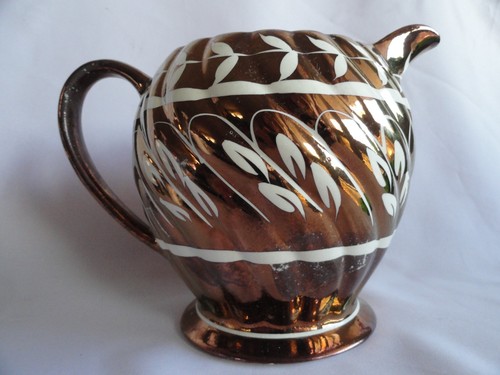 Old vintage sadler large - old,