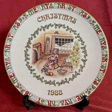 Royal Grafton 8" Christmas