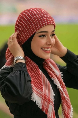 Jordanian red shemagh keffiyeh - red,