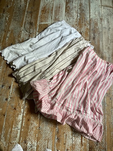 Three french vintage victorian - three,