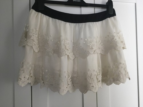 Short lace skirt size - lace,