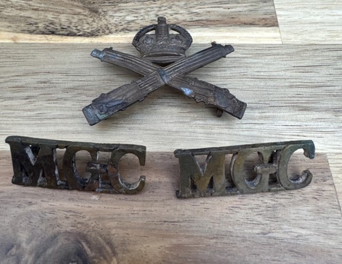 British military machine gun - british,