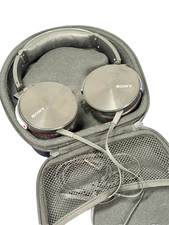 Sony MDR-XB950 Headphones Ear-Cup Over the Ear Wired Black with Case