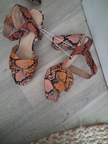 Size shoes bnwt - h&m,