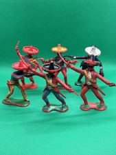 Crescent Plastic Soldiers