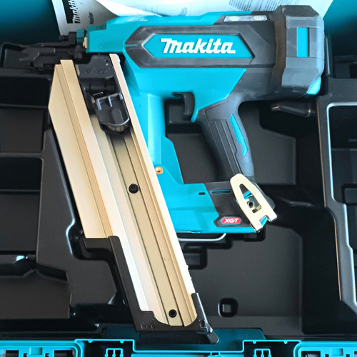 Makita first nail - , gun