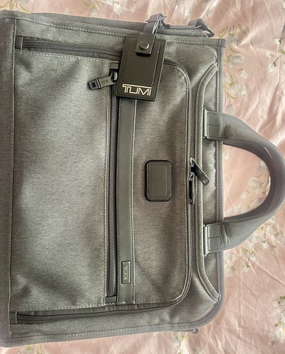 Tumi alpha grey - 2,