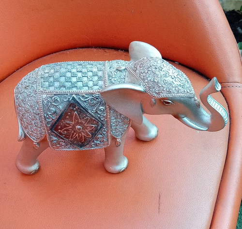 Elephant metal - elephant,