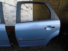 FORD FOCUS ZETEC 5 DOOR