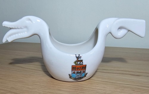 Goss crested china - w,