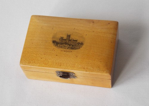 Antique mauchline ware - ware, wooden
