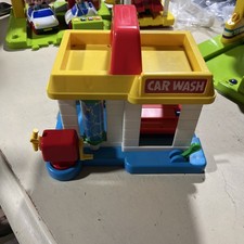 Vintage ELC Happyland/Happystreet Early Learning Centre Car Wash Playset 1990s