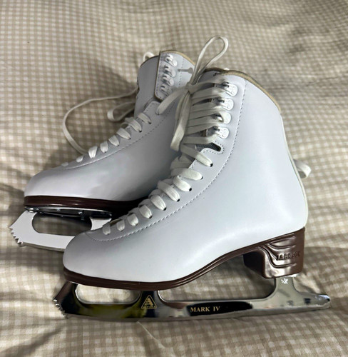 Jackson artiste white figure - white,