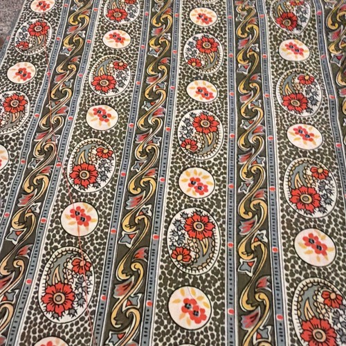 Vintage flowered mod - 70's,