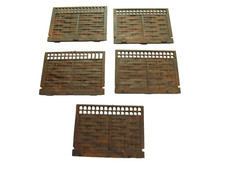 BRITAINS FLORAL MINIATURE