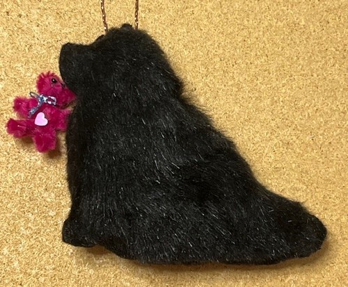 Black chow - with, cerise