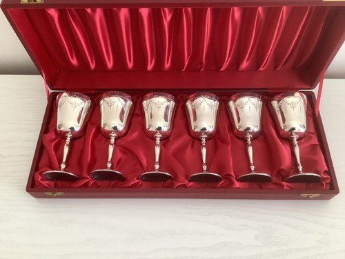 Excellent cased set 6 - an, of