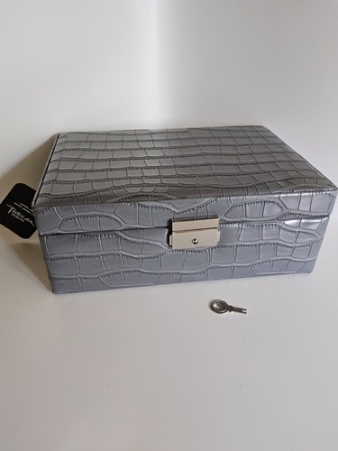 Tuscan designs jewellery box - tuscan,