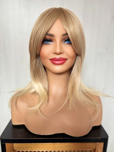 Golden light blonde auburn - light,
