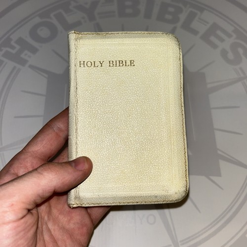 Pocket holy bible - bible, kjv