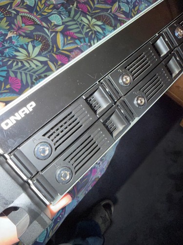 Qnap 853u bay - qnap, rack