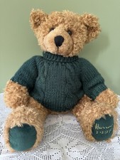 Harrods Plush Christmas Teddy Bear 1998. Hamish wearing bottle green Jumper, 13”