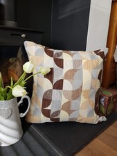 4 22 x 22 inch Geometrical Yellow, Brown And Grey Cushion Covers. 