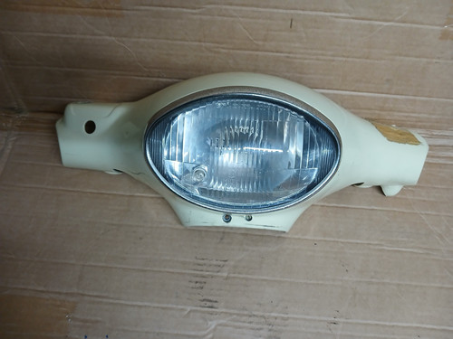 Vespa et2 et4 headlight - vespa,