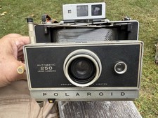 vintage polaroid automatic 250 land camera
