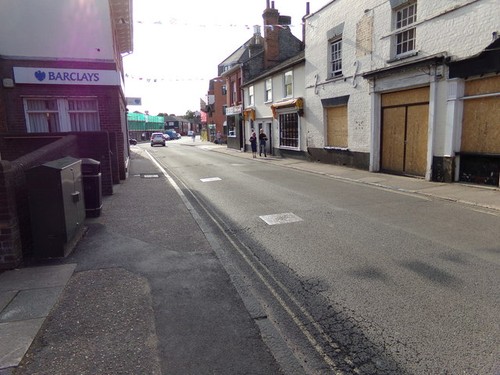 Photo 6x4 b1352 high street - 6x4,