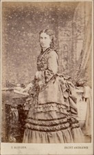 ST ANDREWS SCOTLAND CDV LADY BUSTLE DRESS VICTORIAN FASHION PHOTO #D3353