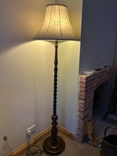 VINTAGE OAK  BARLEY TWIST LAMP STANDARD /FLOOR LAMP WITH SHADE