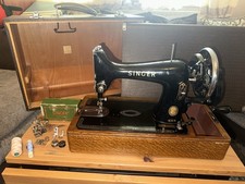 Vintage SINGER 99K Hand Crank Sewing Machine & Carry Case 1950s Made in England