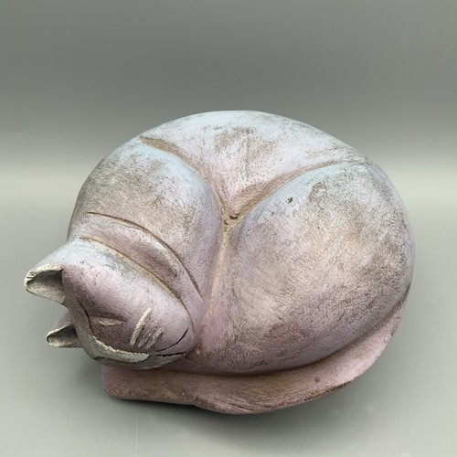 Sleeping cat sculpture - sleeping,