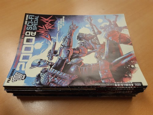 2000 comic bundle - x37, progs