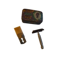 Mini Ladies Razor The Laurel Ladies Boudoir  Safety Razor in Vintage Tin