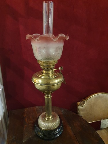 Antique veritas oil lamp - oil,