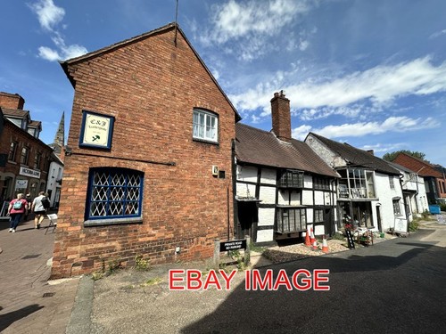 Photo crooked houses in - photo,