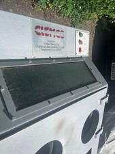 Clemco 600 Blasting Cabinet With Clemco Miniature Pot Complete Set Up