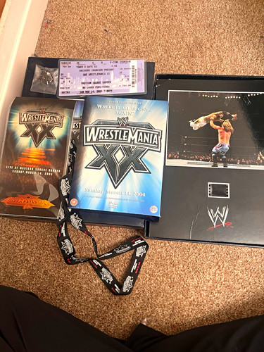 Limited edition wwe - limited,