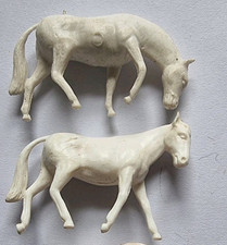 Matchbox Lesney no.17 Horse box figures