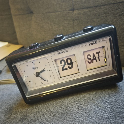 Retro vintage flip calendar - retro,