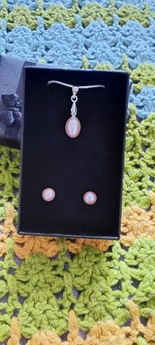 Pink freshwater pearl - , pendant