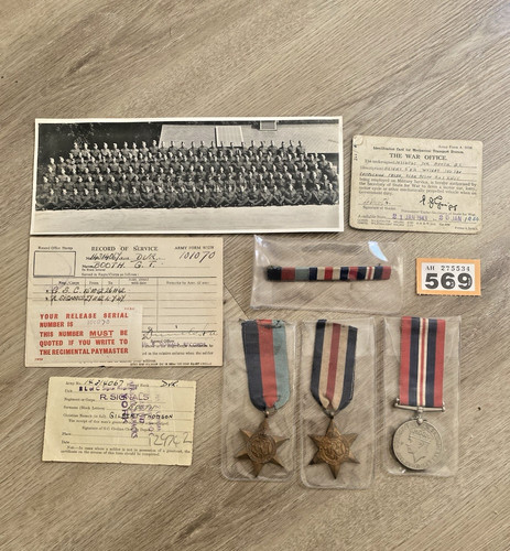 Wwii medal trio 1939 - wwii,