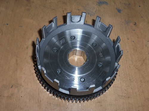 Clutch basket housing - clutch,