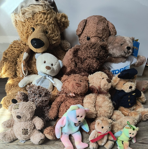 Teddy bears lot - x,
