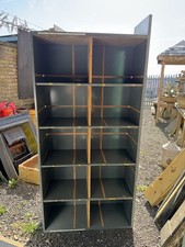 Large Storage Unit / Pigeon