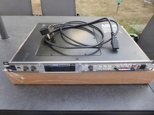 Roland fantom 128 voice - xr, 128-voice