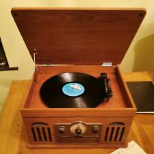 Akura Retro Music Centre