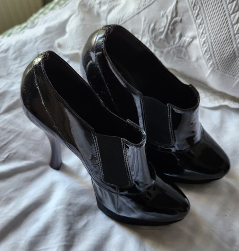 Carvela women black - black, patent